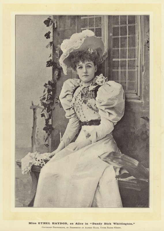 Miss Ethel Haydon, como Alice em Dandy Dick Whittington de English Photographer