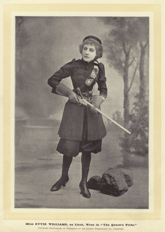 Miss Ettie Williams, como Lieut Wren no The Queens Prize de English Photographer