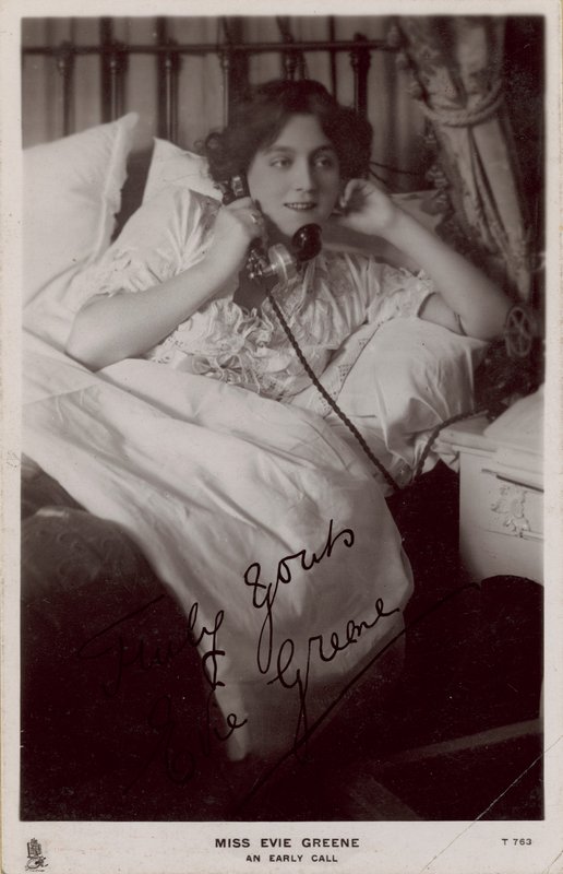 Senhorita Evie Greene: uma chamada antecipada de English Photographer