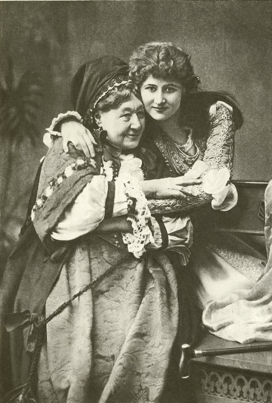 Miss Mary Anderson e Sra. Stirling como Julieta e Enfermeira (gravura) de English Photographer