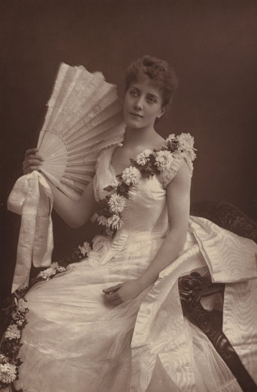 Miss Maude Millett de English Photographer