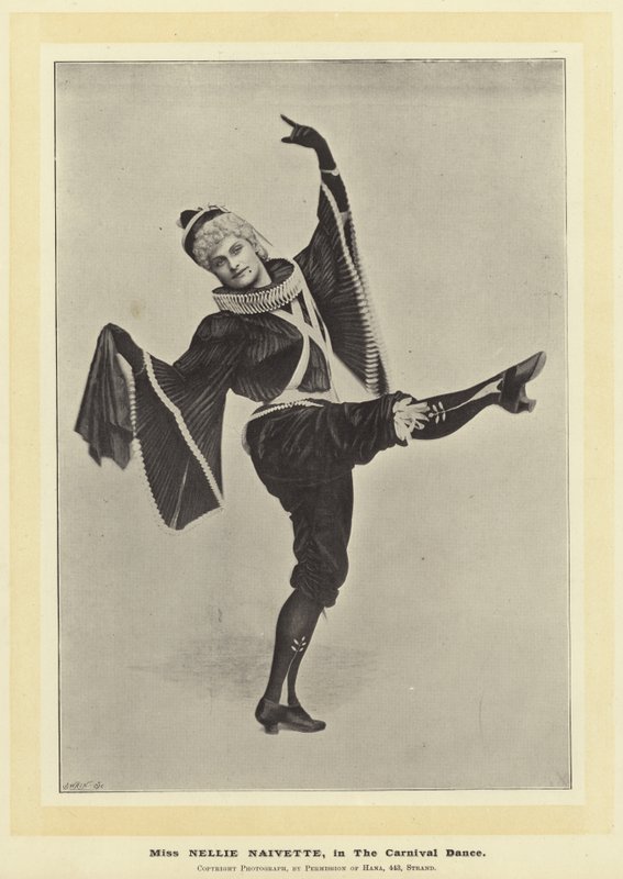 Miss Nellie Naivette, em The Carnival Dance de English Photographer