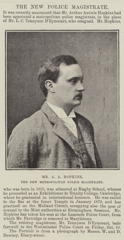 Sr. AA Hopkins, o novo magistrado da Polícia Metropolitana de English Photographer