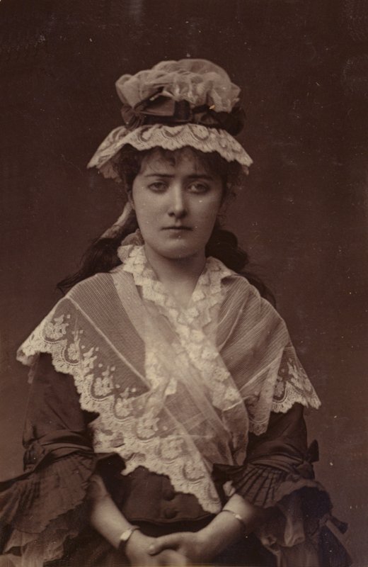Sra Clara Rousby de English Photographer
