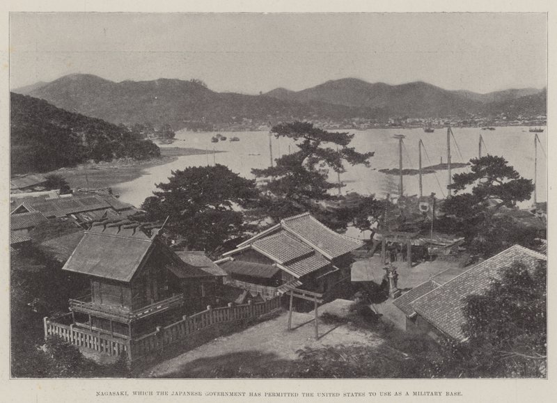 Nagasaki, que o governo japonês permitiu que os Estados Unidos usassem como base militar de English Photographer