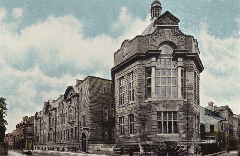 Nova Faculdade de Medicina e Museu Humphry de English Photographer
