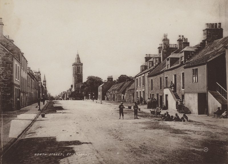 North Street, St Andrews de English Photographer