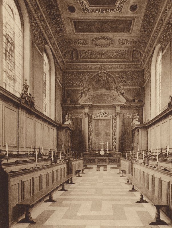 Oxford: Trinity College, interior da capela, virado para leste (fotografia a preto e branco) de English Photographer