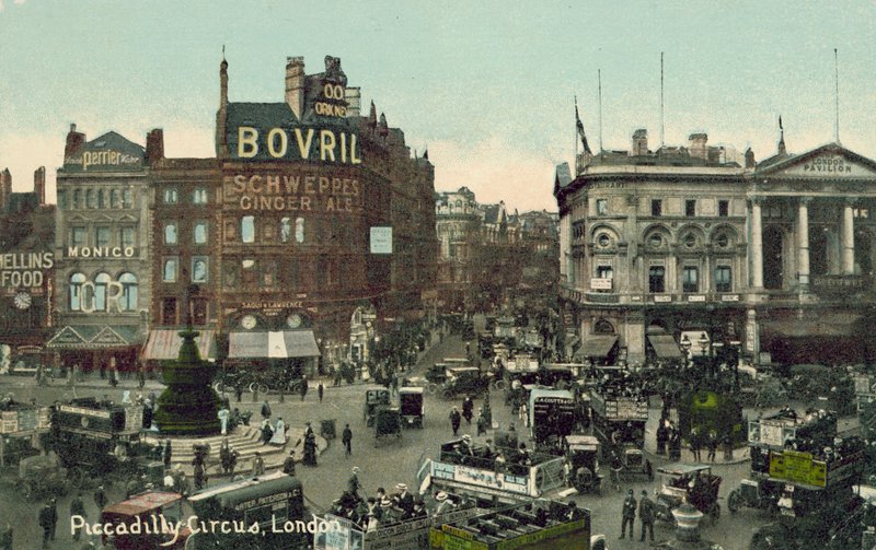 Piccadilly Circus, Londres (foto) de English Photographer