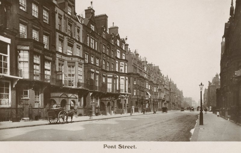 Pont Street, Londres (foto a p/b) de English Photographer