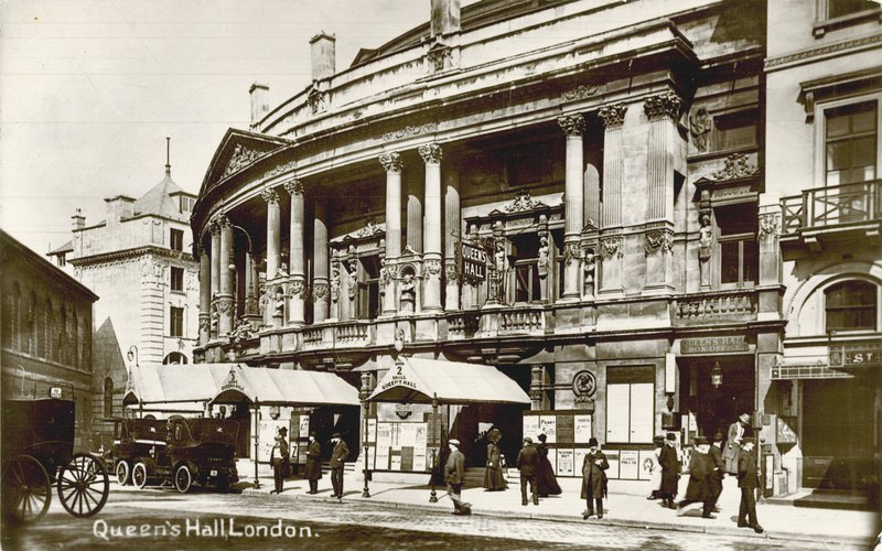 Queens Hall, em Londres de English Photographer