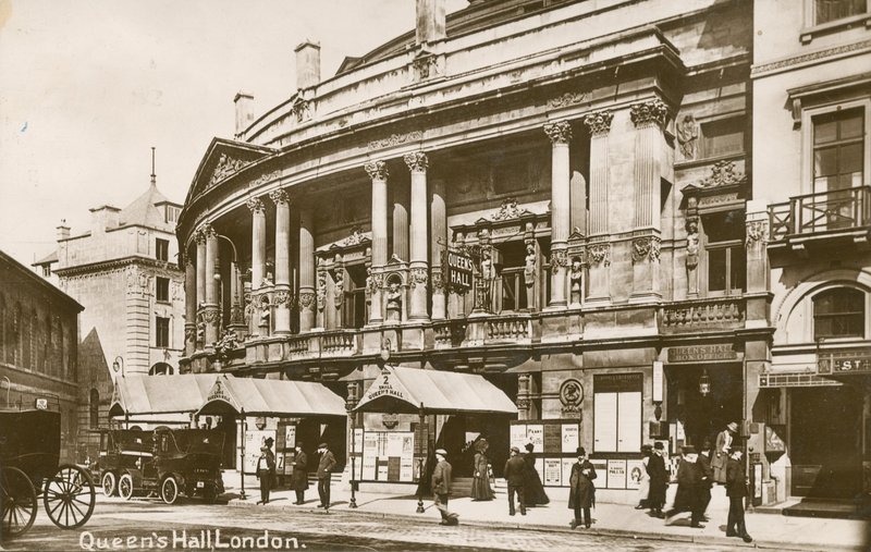 Queens Hall, em Londres de English Photographer