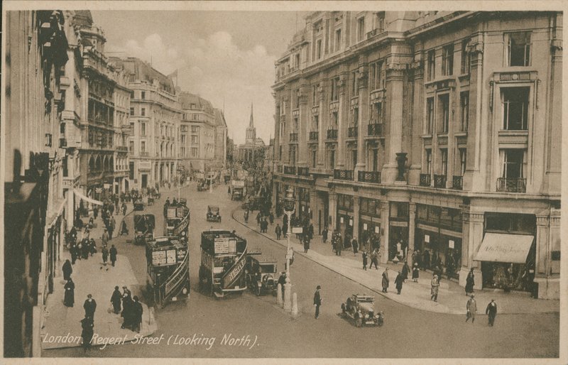 Regent Street, Londres, olhando para o norte de English Photographer