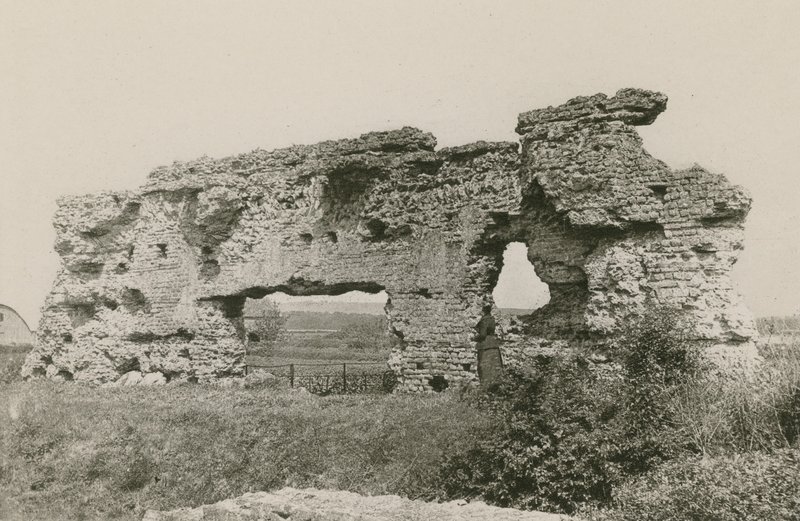 Restos da antiga cidade romana de Uriconium, Shrewsbury de English Photographer