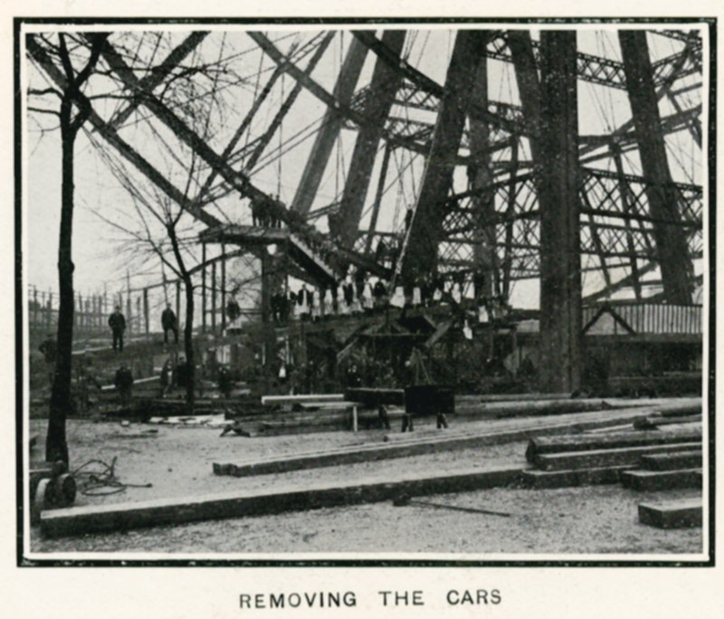 Removendo a Grande Roda em Earls Court, Londres; removendo os carros; de The Sphere, 13 de abril de 1907 de English Photographer
