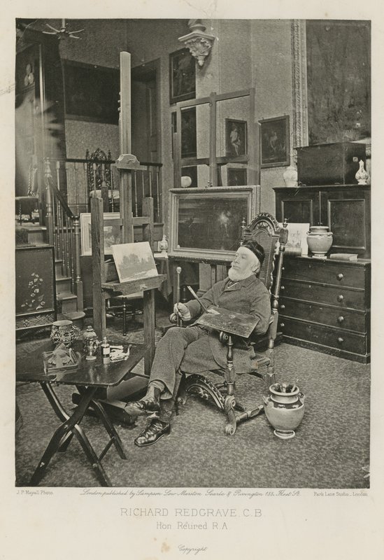 Richard Redgrave no seu Hyde Park Gate Studio de English Photographer
