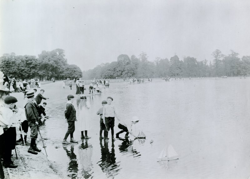 Lagoa Redonda, Kensington Gardens de English Photographer