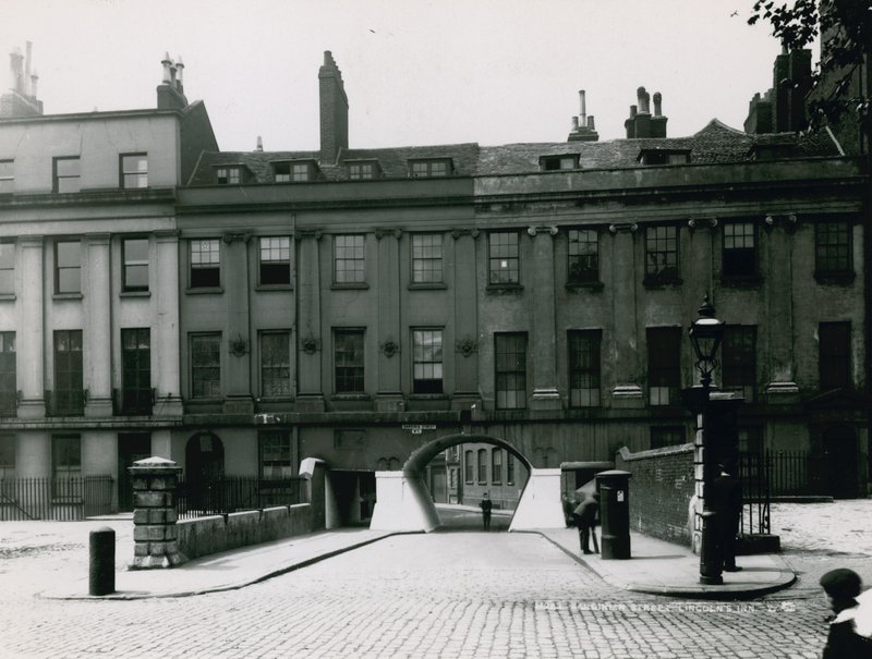 Rua Sardenha, Lincolns Inn, Londres de English Photographer