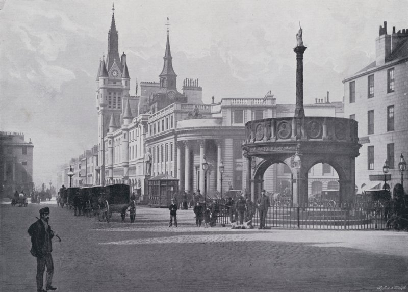 Escócia: Aberdeen, Market Cross e Edifícios Municipais (foto a p/b) de English Photographer