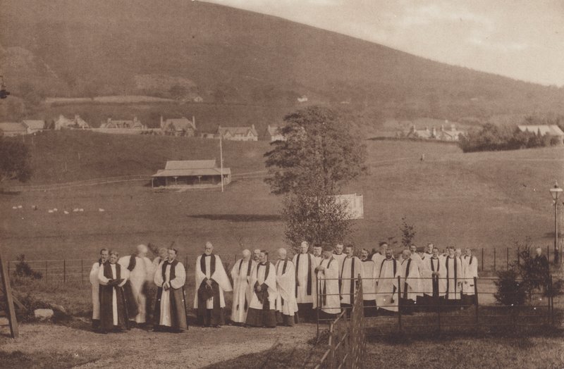 Sedbergh: Procissão de Bispos e Clérigos de English Photographer