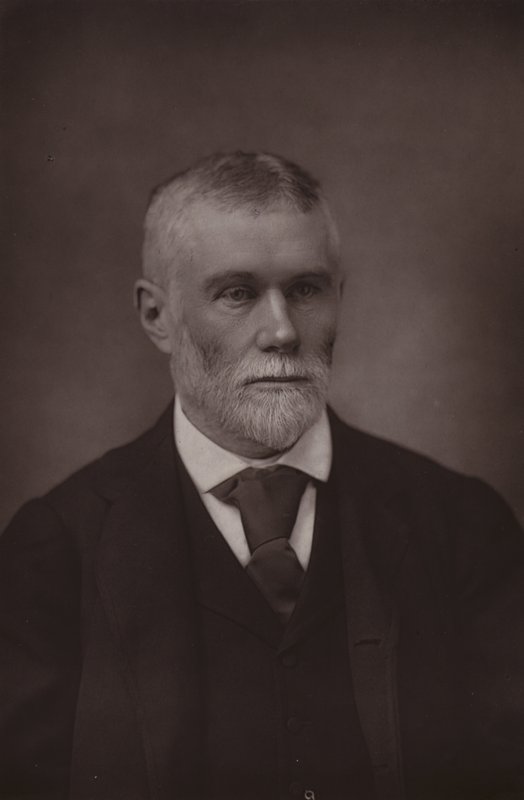 Sir George Trevelyan, estadista britânico e autor de English Photographer