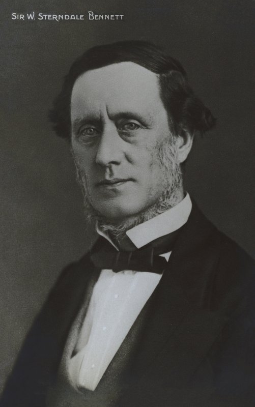 Sir William Sterndale Bennett, compositor, maestro e pianista inglês (foto a p/b) de English Photographer