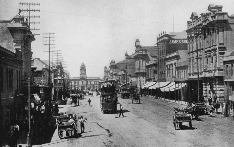 África do Sul: Main Street, Port Elizabeth (foto a p/b) de English Photographer