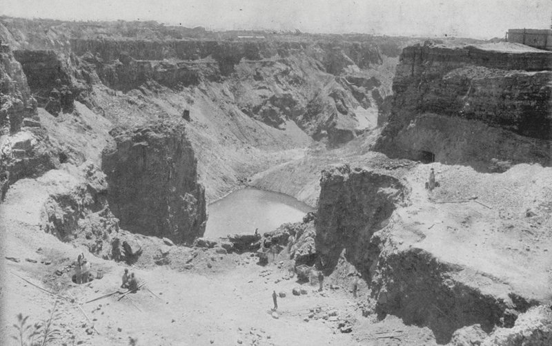 África do Sul: Open Workings, Kimberley (foto a p/b) de English Photographer