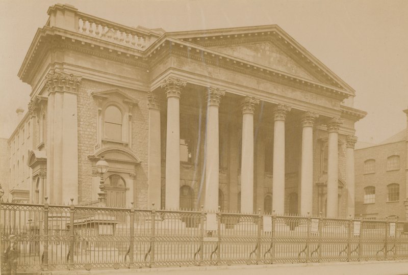 Tabernáculo de Spurgeons, Londres, por volta de 1876 de English Photographer