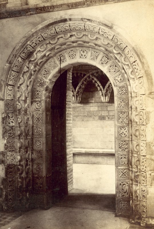 Abadia de St Albans, Porta da Normandia (foto a p/b) de English Photographer