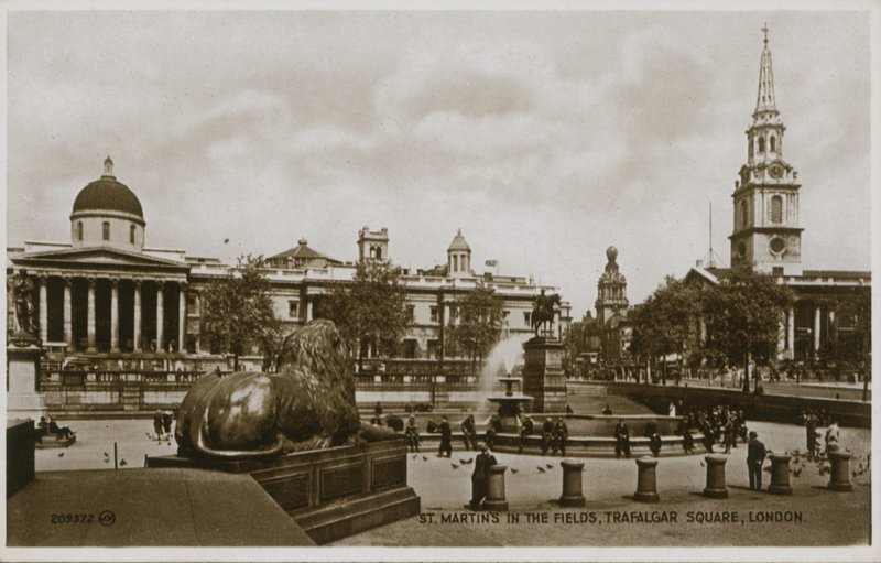 St Martins nos campos, Trafalgar Square, Londres de English Photographer