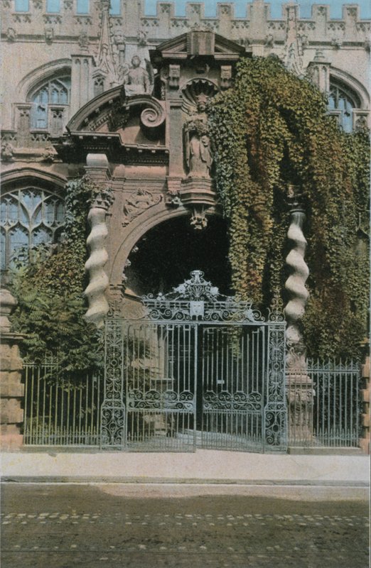 St. Marys Porch de English Photographer