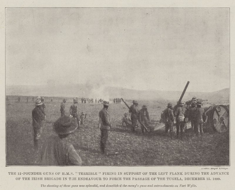 Os 12-Pounder Guns of HMS Terrible disparando em apoio ao flanco esquerdo durante o avanço da Brigada Irlandesa no esforço para forçar a passagem do Tugela, 15 de dezembro de 1899 de English Photographer