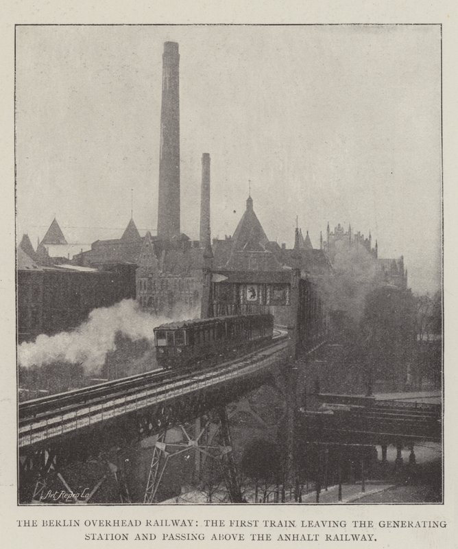 A Ferrovia Aérea de Berlim, o Primeiro Trem saindo da Estação Geradora e passando por cima da Ferrovia Anhalt de English Photographer