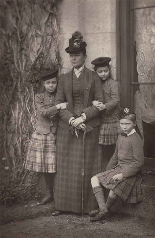 A duquesa de Connaught e a família de English Photographer