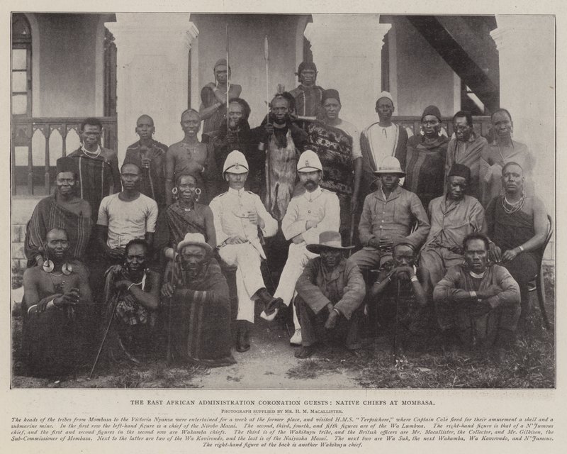 Os convidados da coroação da administração do leste americano, chefes nativos em Mombasa de English Photographer