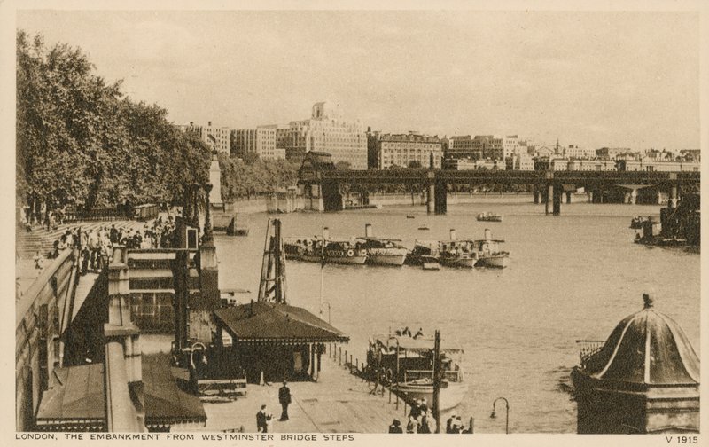 O aterro da ponte de Westminster Passos, Londres de English Photographer