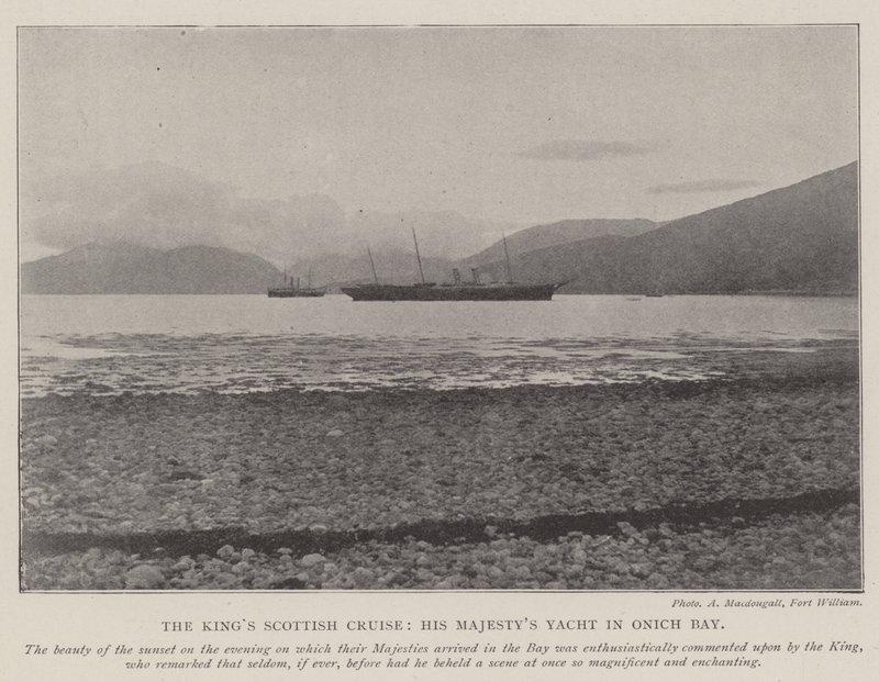 O cruzeiro escocês dos reis, seu iate da majestade na baía de Onich de English Photographer