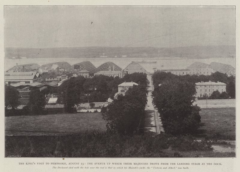 A visita dos reis a Pembroke, 23 de agosto, a avenida que suas majestades dirigiram do estágio de aterrissagem na doca de English Photographer