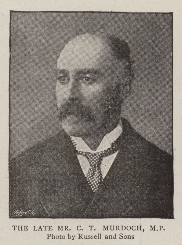 O falecido Sr. CT Murdoch, MP de English Photographer
