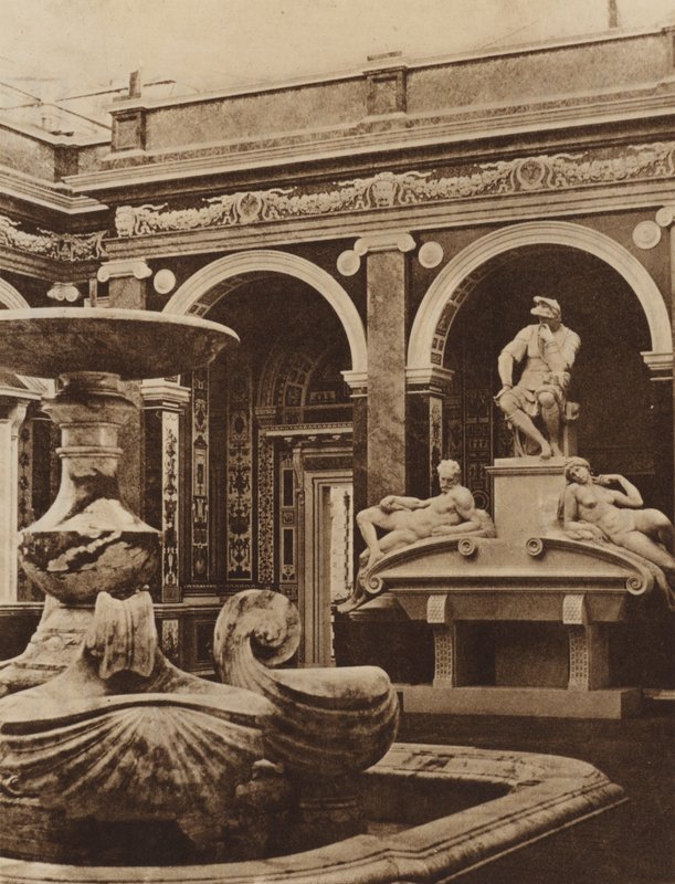 A loggia do tribunal italiano de English Photographer