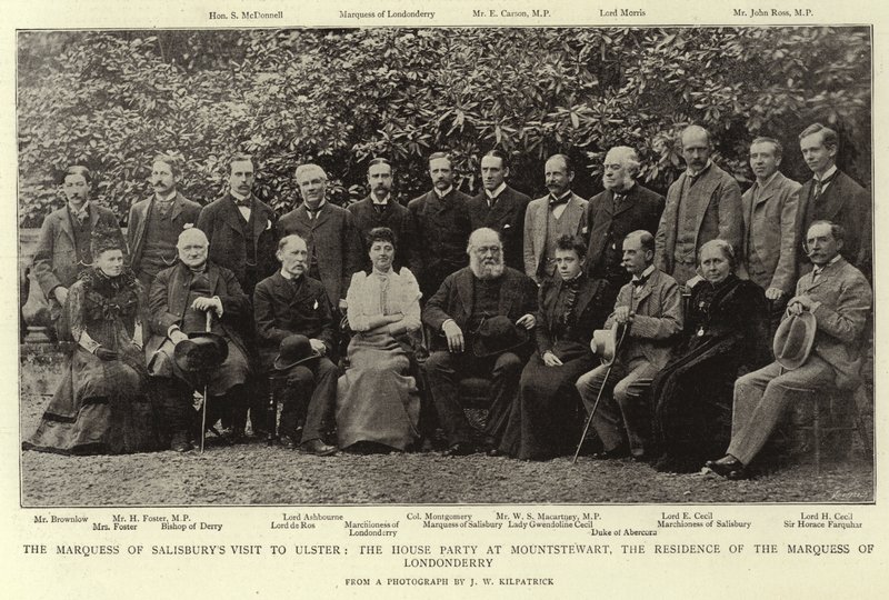 A visita do Marquês de Salisbury ao Ulster, a House Party em Maountstewart, a Residência do Marquês de Londonderry de English Photographer