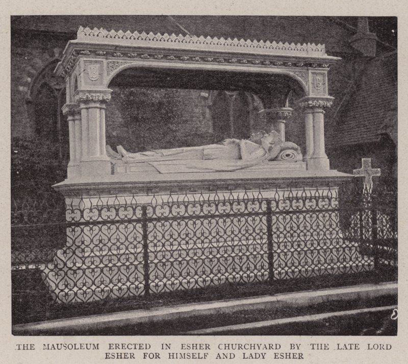 O Mausoléu erigido em Esher Churchyard pelo falecido Lord Esher para si e Lady Esher de English Photographer