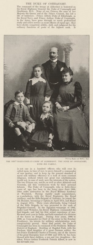 O novo comandante em chefe em Aldershot, o duque de Connaught, com sua família de English Photographer