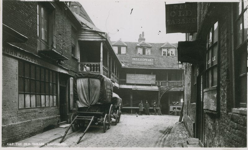O Tabard Inn, em Southwark de English Photographer