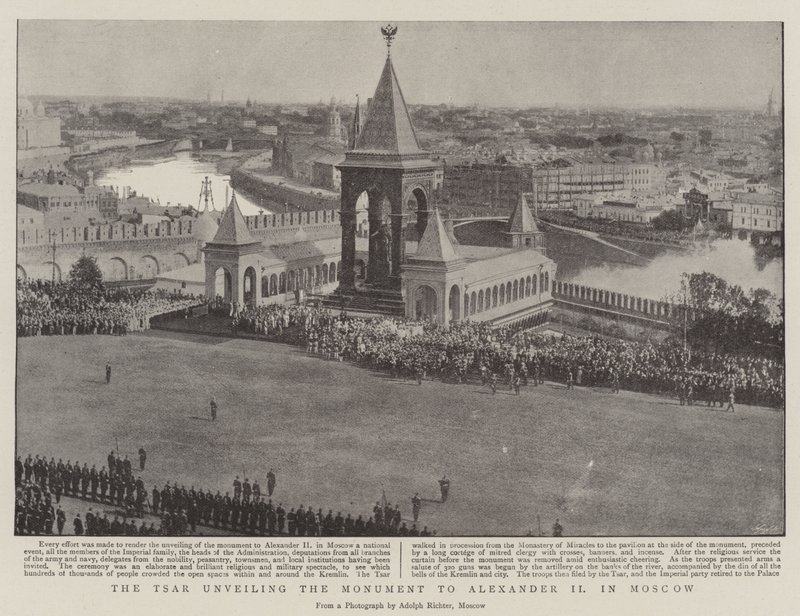 O czar desvelando o monumento a Alexandre II em Moscou de English Photographer