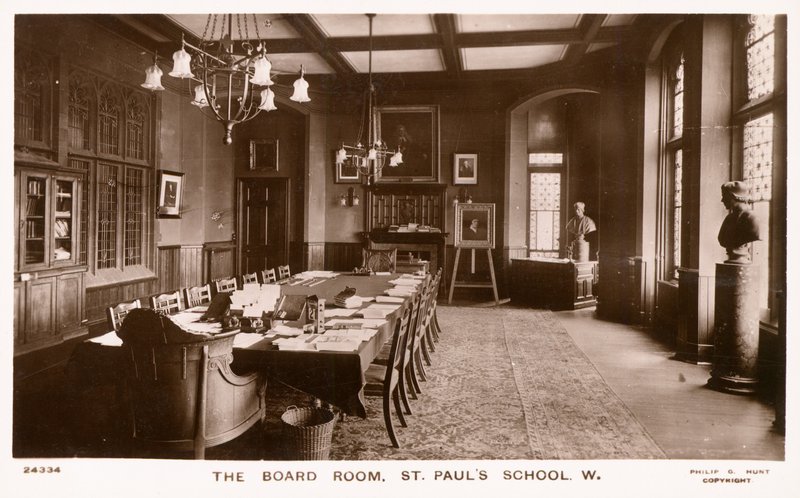 A sala de diretoria da St Pauls School de English Photographer