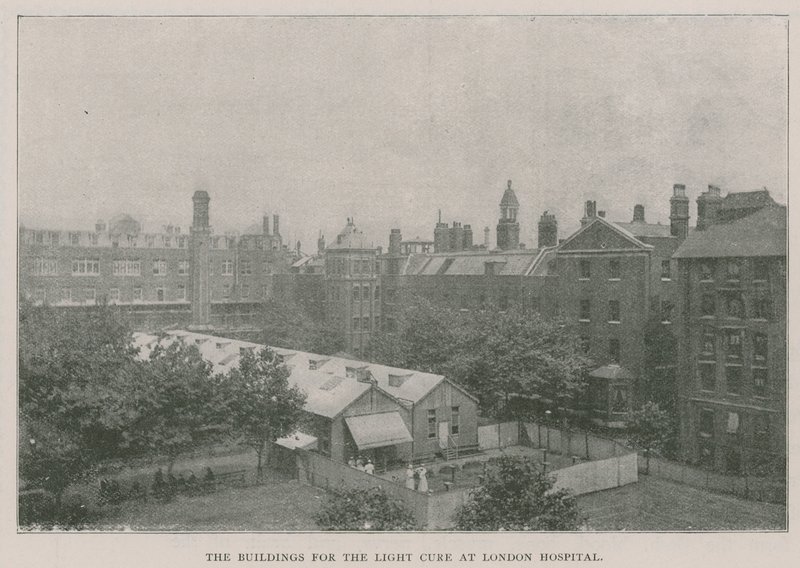 Os edifícios para a fotopolimerização no Hospital de Londres de English Photographer