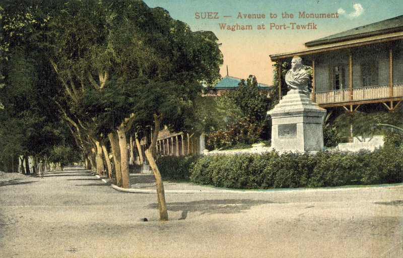 Monumento Wagham, Porto Taufiq, Suez (foto a cores) de English Photographer
