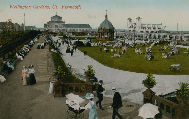 Jardins de Wellington, Great Yarmouth. Postal enviado em 1913. de English Photographer